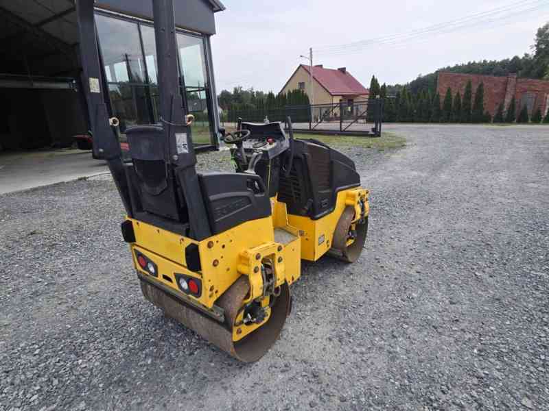 Válec Bomag BW 100 ADM-5 2015, 1 650 kg, diesel - foto 3