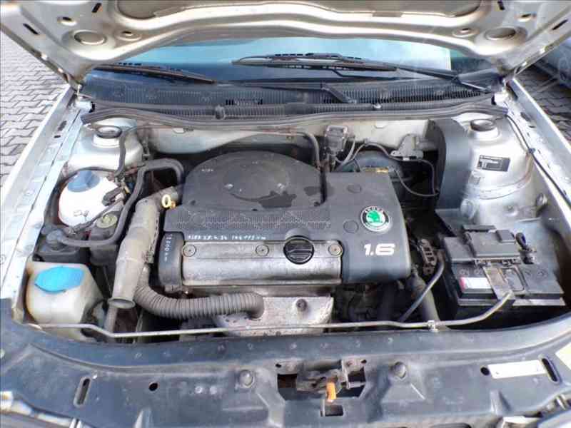 Škoda Octavia 1,6 i EKO ZAPLACENO,1.MAJITEL - foto 11