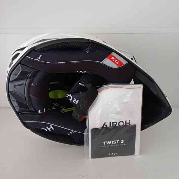 Motokrosová dětská přilba Airoh TWIST 3 Color - foto 5