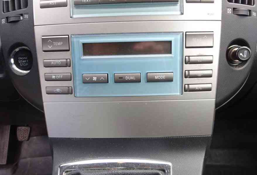 Toyota Corolla Verso 1.8 VVTI r.v.2009 (95 kw) - foto 10