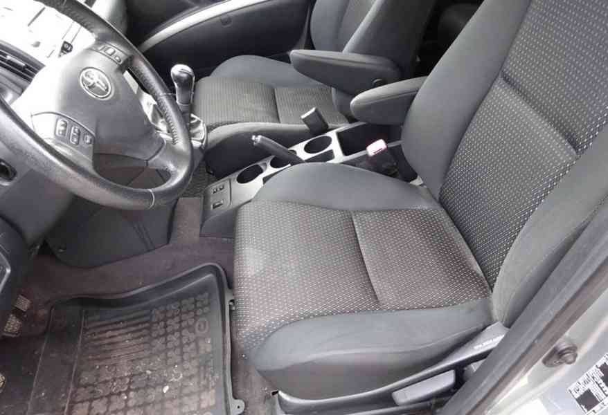 Toyota Corolla Verso 1.8 VVTI r.v.2009 (95 kw) - foto 16