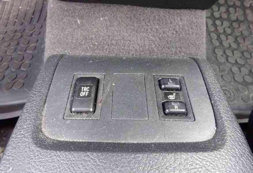 Toyota Corolla Verso 1.8 VVTI r.v.2009 (95 kw) - foto 15