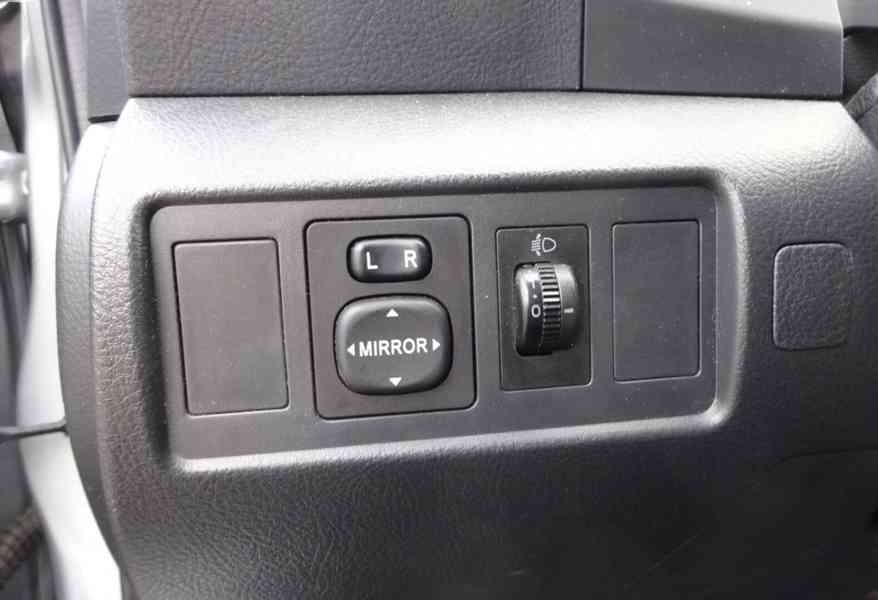 Toyota Corolla Verso 1.8 VVTI r.v.2009 (95 kw) - foto 22