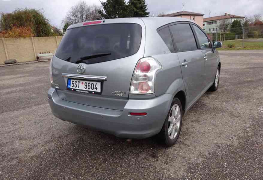 Toyota Corolla Verso 1.8 VVTI r.v.2009 (95 kw) - foto 4