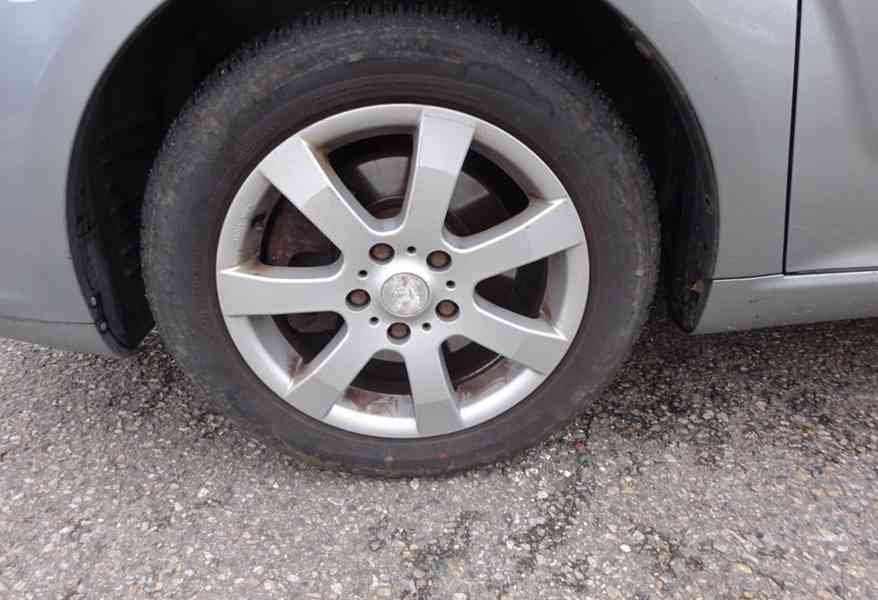 Toyota Corolla Verso 1.8 VVTI r.v.2009 (95 kw) - foto 21