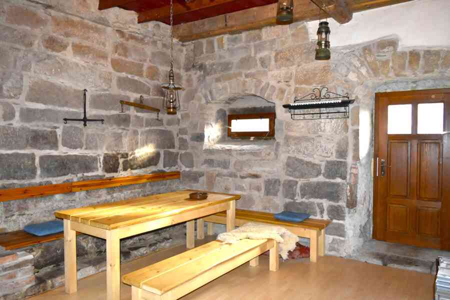 Vernéřovice - prodej penzionu - foto 12