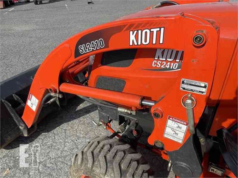 Traktor KIOTI CS2410 - foto 6