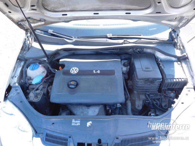 Volkswagen Golf 1.4, benzín, r.v. 2005, el. okna, STK, centrál, klima - foto 16