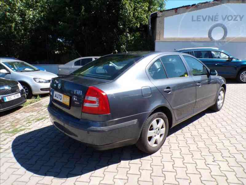 Škoda Octavia 1,9 TDI - foto 4