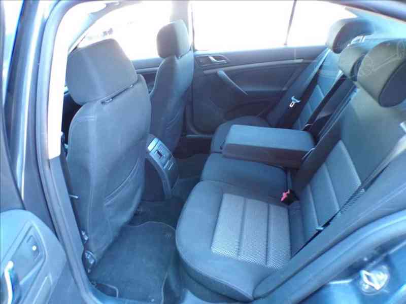 Škoda Octavia 1,9 TDI - foto 8