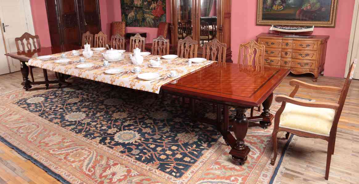 Starožitný jídelní stůl ze zámku pro 22 osob - foto 3