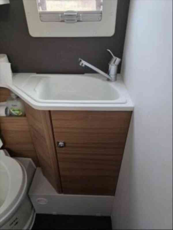 Ostatní 2,3   Adria Matrix 670 SL - foto 6