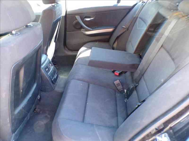 BMW 2,0 320D - foto 9
