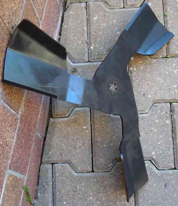 Sekací nože na vysokou a mokrou trávu - foto 4