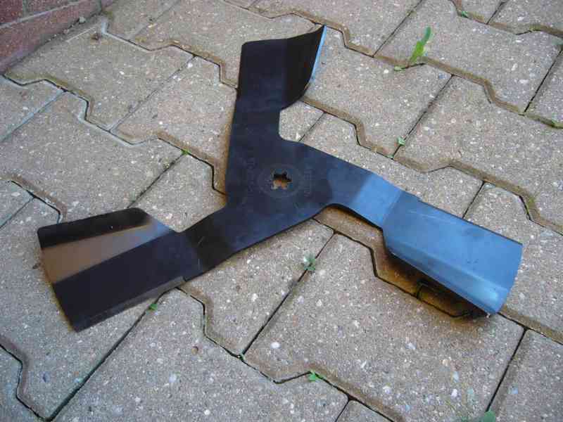 Sekací nože na vysokou a mokrou trávu - foto 6