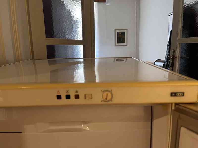 Starší funkční mrazák Eurotech - foto 5