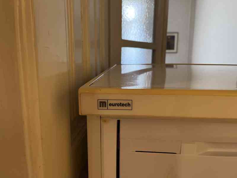 Starší funkční mrazák Eurotech - foto 4
