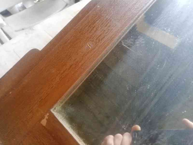 Prodám zrcadlo sundané ze starého sekretáře. Okraje zrcadla  - foto 3