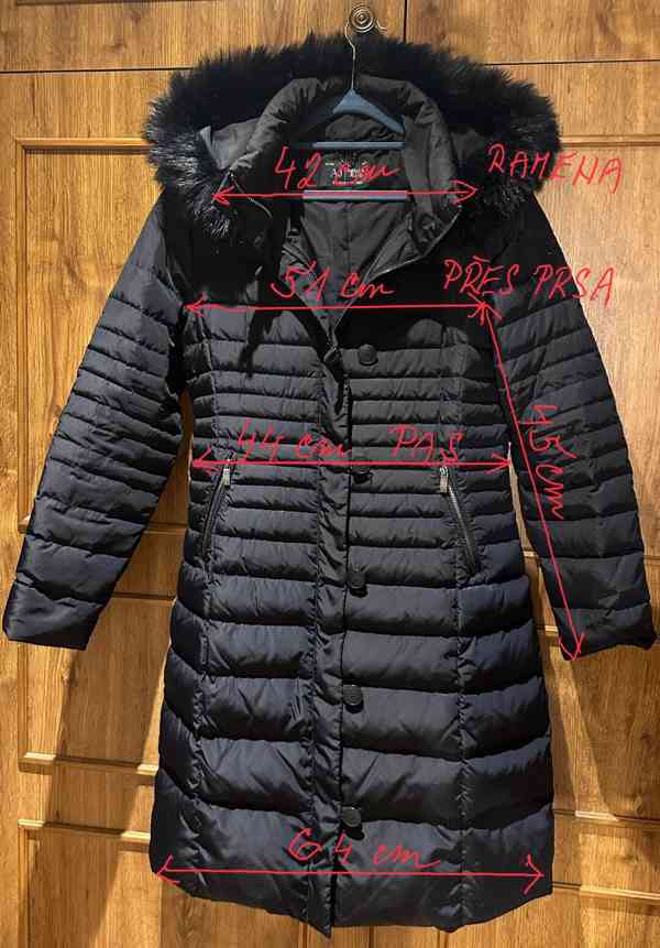 Dlouhá prošívaná péřová bunda ARMANI JEANS - foto 13