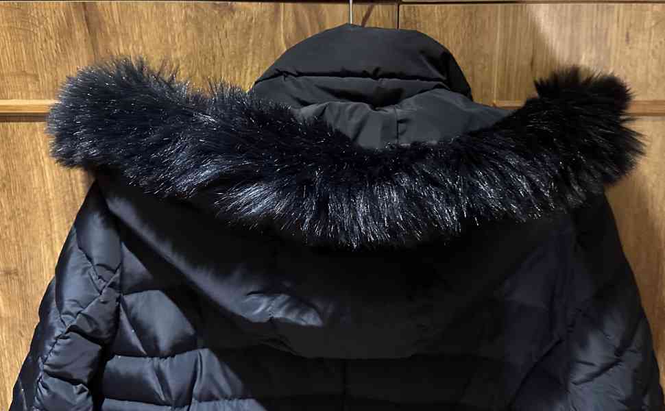 Dlouhá prošívaná péřová bunda ARMANI JEANS - foto 6