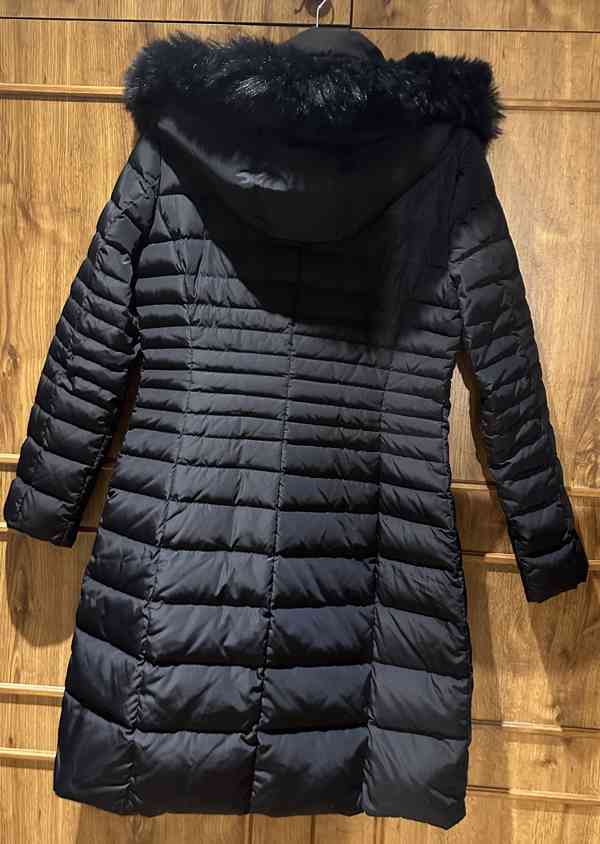 Dlouhá prošívaná péřová bunda ARMANI JEANS - foto 5