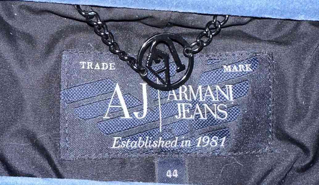 Dlouhá prošívaná péřová bunda ARMANI JEANS - foto 9