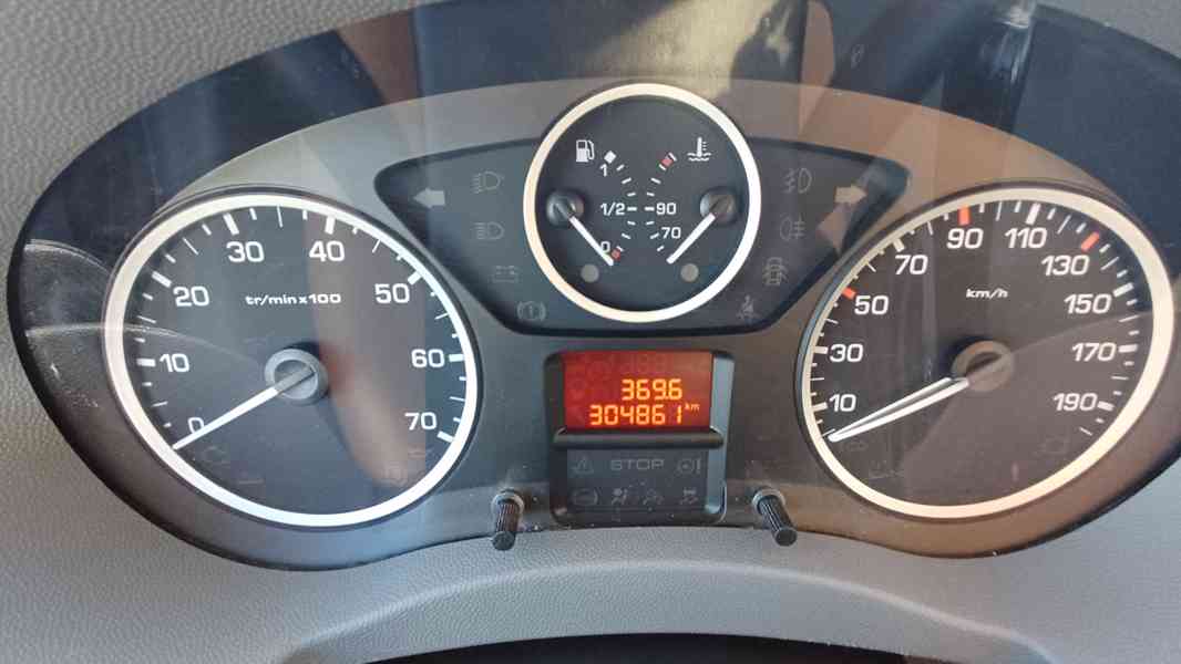 Peugeot Expert 1,6 HDi, Tažné, L1H1 užitkové - foto 2