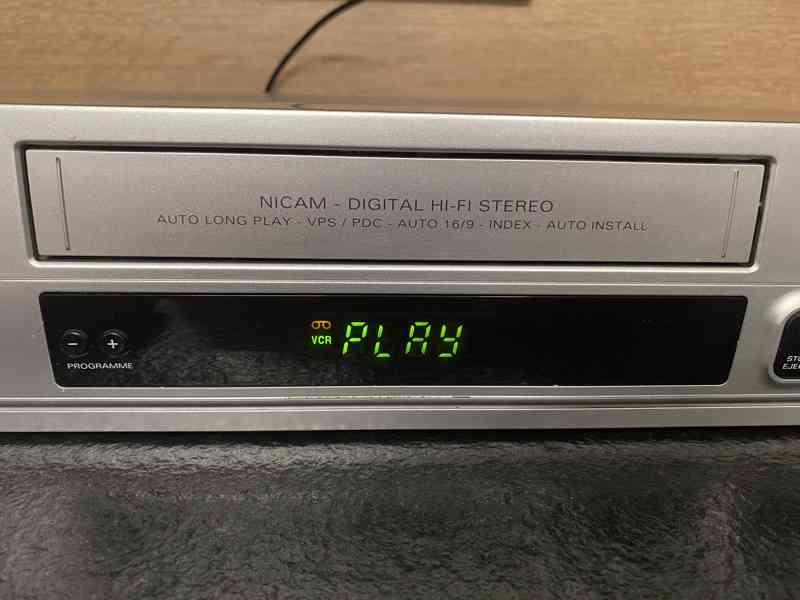 Videorekordér VHS THOMSON VTH6010C - foto 3