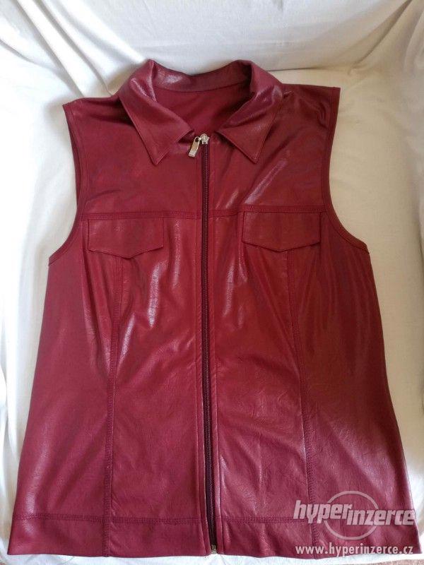 Prodám komplet: vestičku a sukni - imitace rudé kůže - foto 1