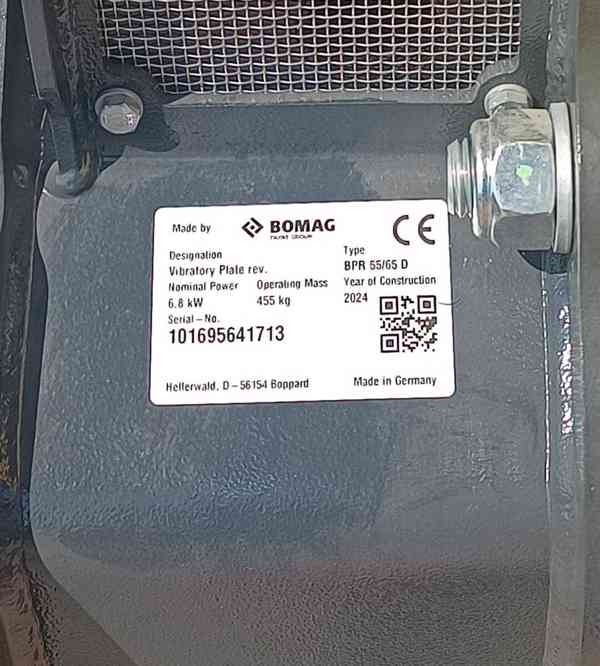 Vibrační deska Bomag BPR 55/65DE - foto 6