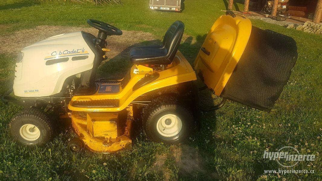 Zahradní traktor Cub Cadet - foto 8