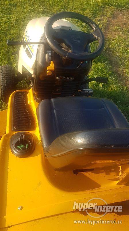 Zahradní traktor Cub Cadet - foto 9