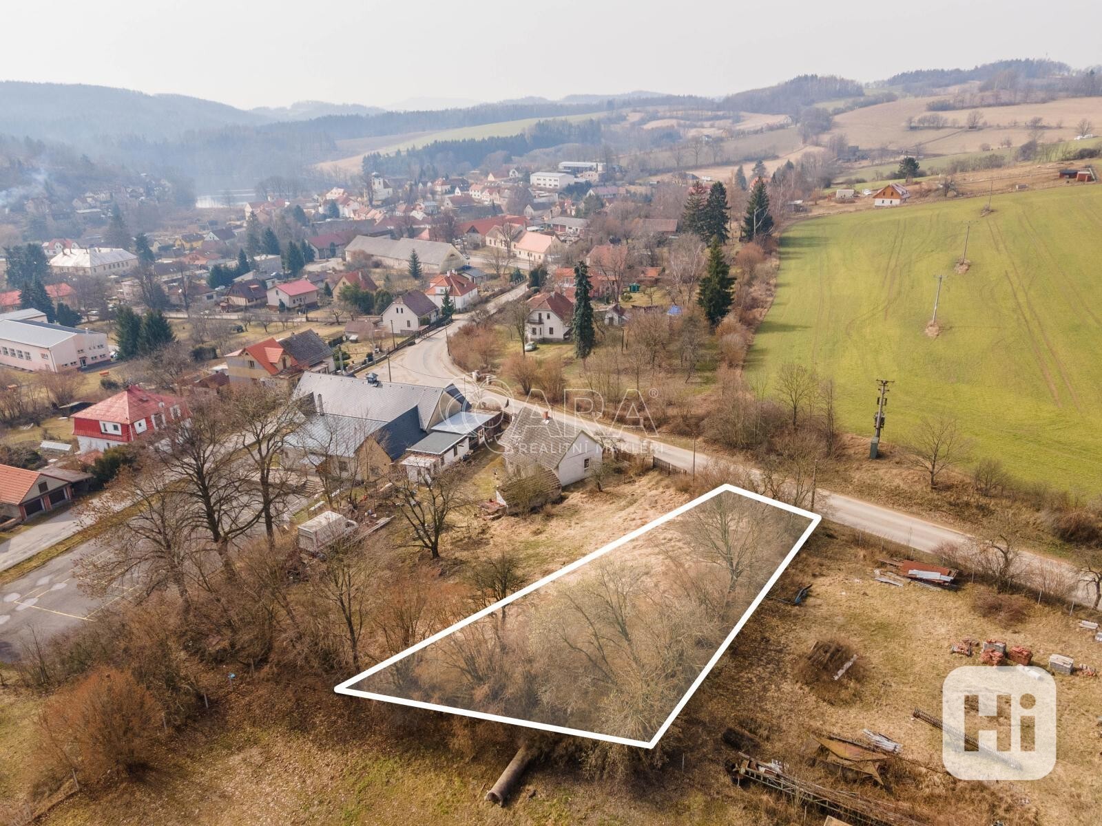 Prodej stavebního pozemku (792 m2) v Postupicích na Benešovsku - foto 17