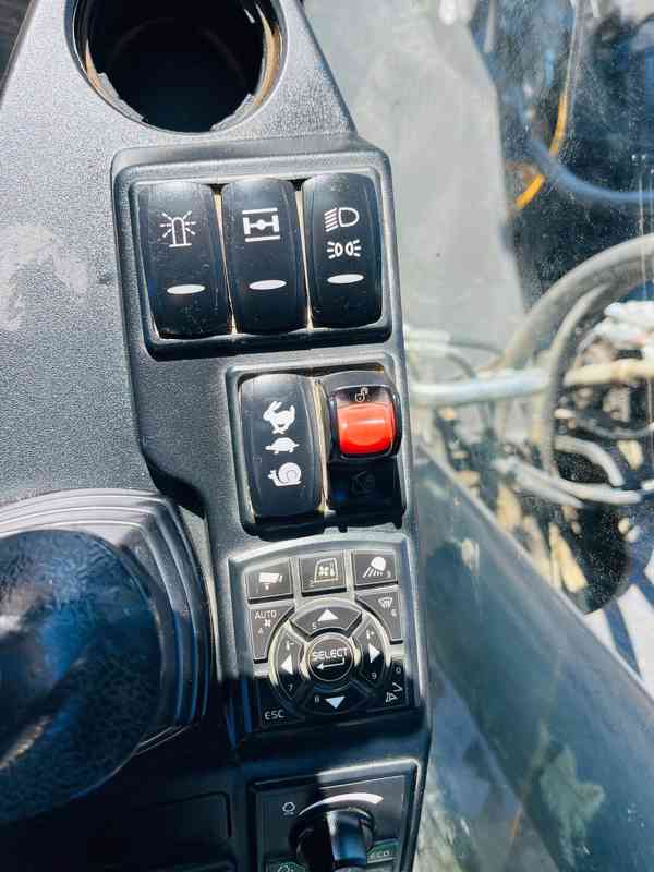 Kolové rypadlo Volvo EWR150E (Možnost leasingu) - foto 11