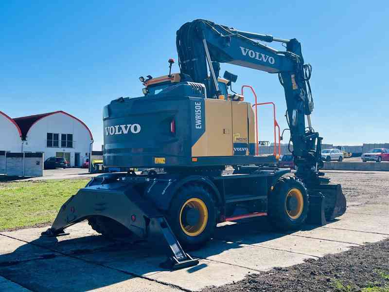Kolové rypadlo Volvo EWR150E (Možnost leasingu) - foto 4