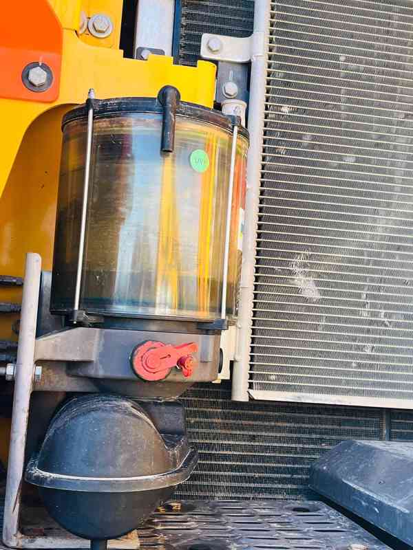 Kolové rypadlo Volvo EWR150E (Možnost leasingu) - foto 10