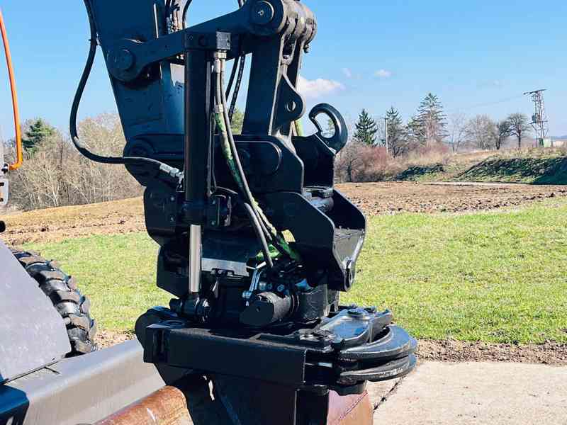 Kolové rypadlo Volvo EWR150E (Možnost leasingu) - foto 8