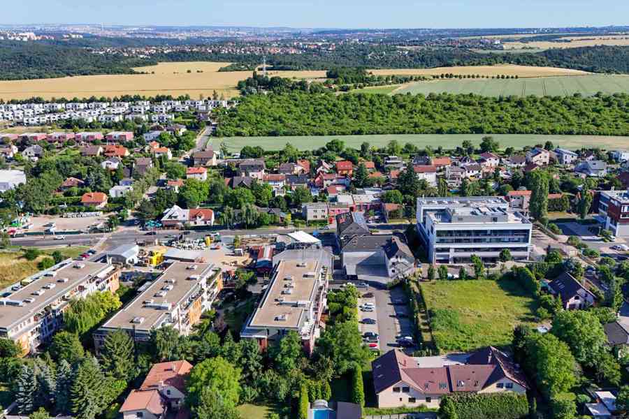 Prodej bytu 4+kk. 2x zahrada, 2x parkování, 2x koupelna - foto 33