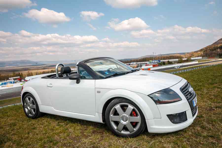 Audi TT roadster, 1.8T 20 V 165 kW QUATTRO 4x4