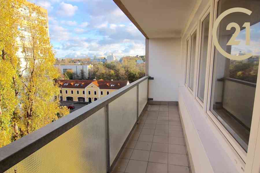 Prodej bytu 3+kk s lodžiemi a sklepem, 83 m2 - Uzbecká, Praha 10 - foto 3