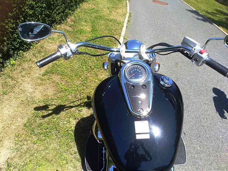 Suzuki VLR 1800 Boulevard -Intruder- - foto 3