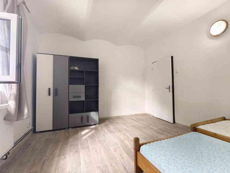 Pronájem 1+1 (zahr.), 35m2 (Staré Město, nám. Štefánikovo)  - foto 5
