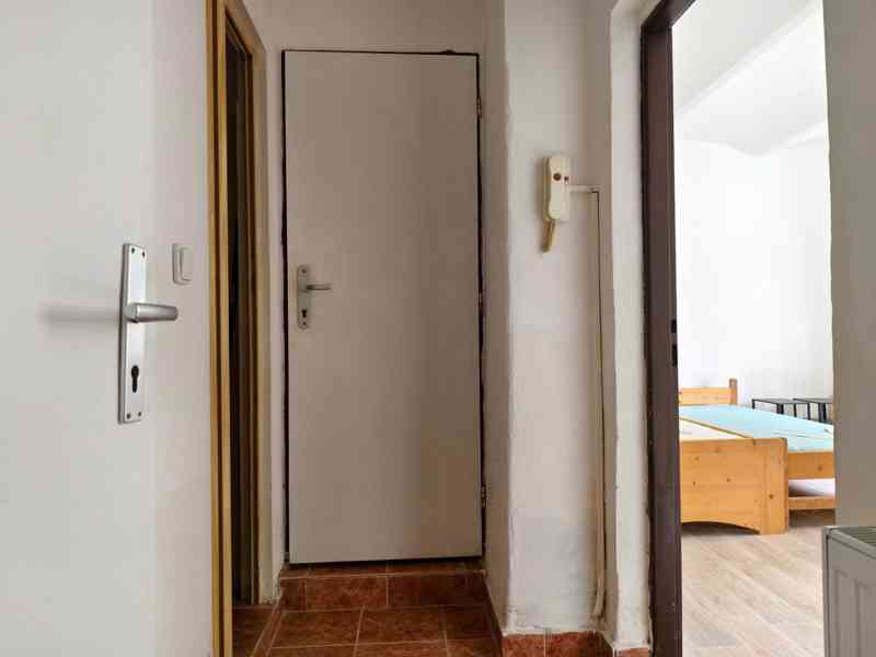 Pronájem 1+1 (zahr.), 35m2 (Staré Město, nám. Štefánikovo)  - foto 8