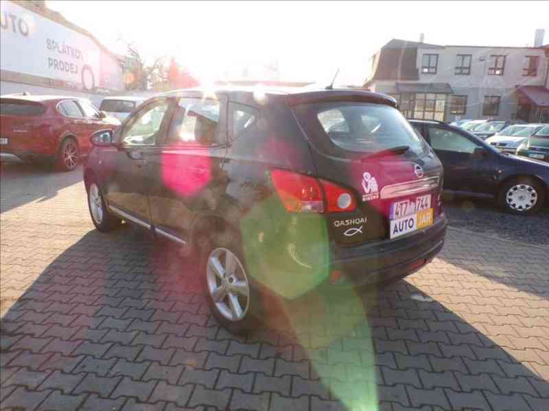 Nissan Qashqai 2,0 dCi 4x4 AUTOMAT - foto 3