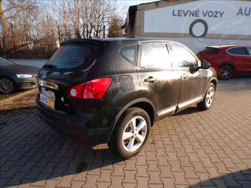 Nissan Qashqai 2,0 dCi 4x4 AUTOMAT - foto 4