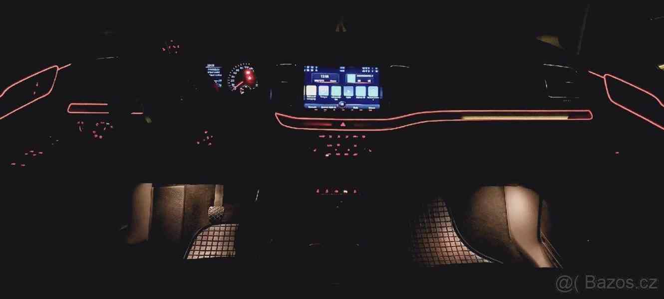 Volkswagen Sharan 2,0 - foto 14