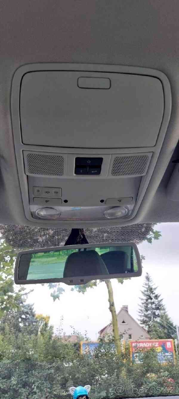 Volkswagen Sharan 2,0 - foto 12