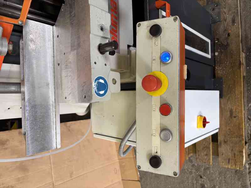 elumatec KS 101 Klínová a vyřezávací pila  - foto 6