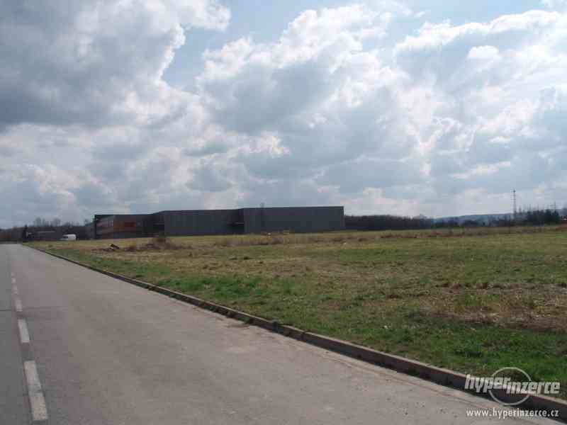 Prodej pozemků pro komerční výstavbu, 9,7ha v Chrudimi - foto 1