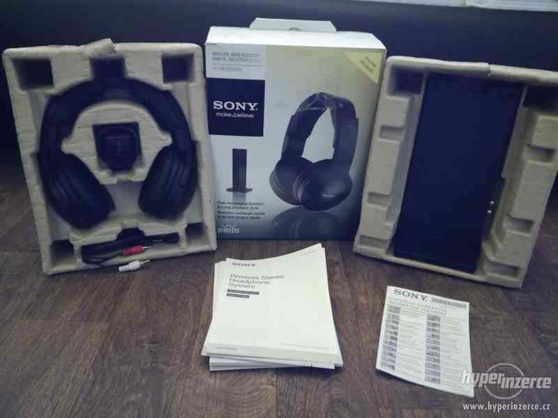 Bezdrátová sluchátka Sony RF865RK - foto 1